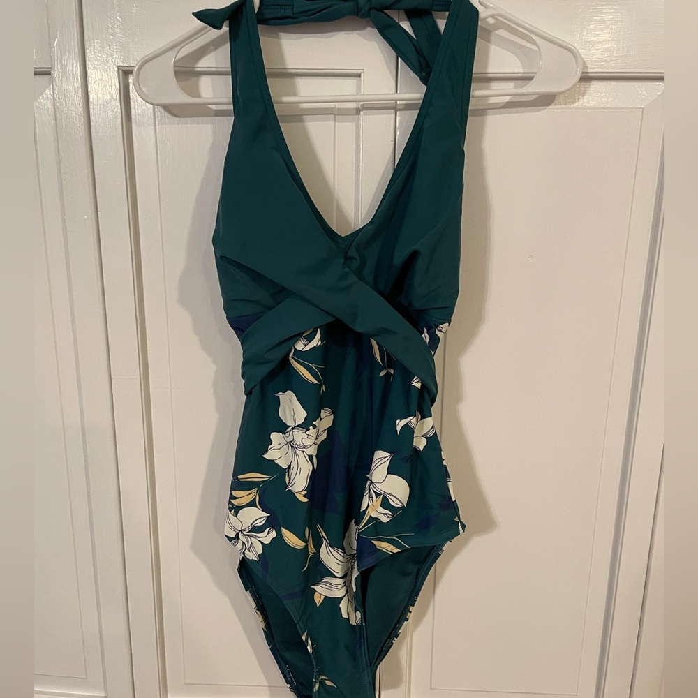 NWT Cupshe One Piece